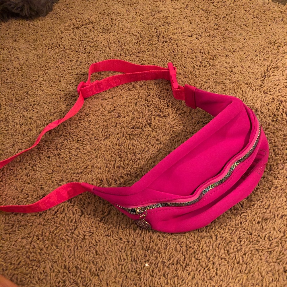 Bed Head fanny pack